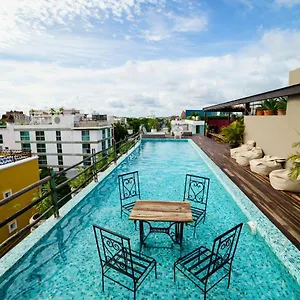 Hotel Be Playa Boutique & Rooftop Bar ****