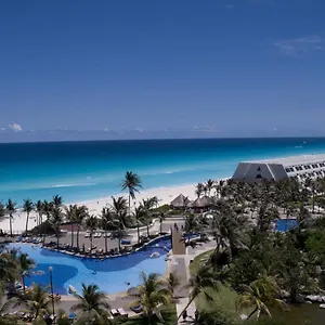 Oasis Lite Cancún